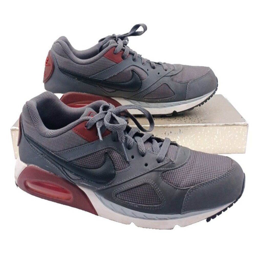 NIKE AIR MAX IVO Men’s SIZE 9 Dark Grey / Red 580518 013 Excellent